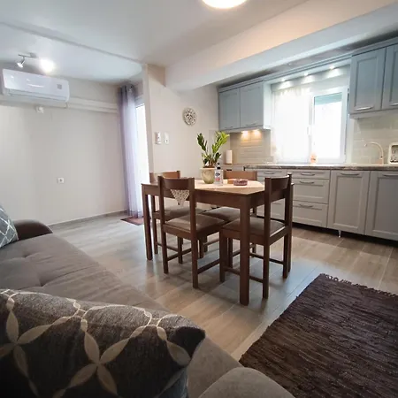 公寓 Filippia's House *